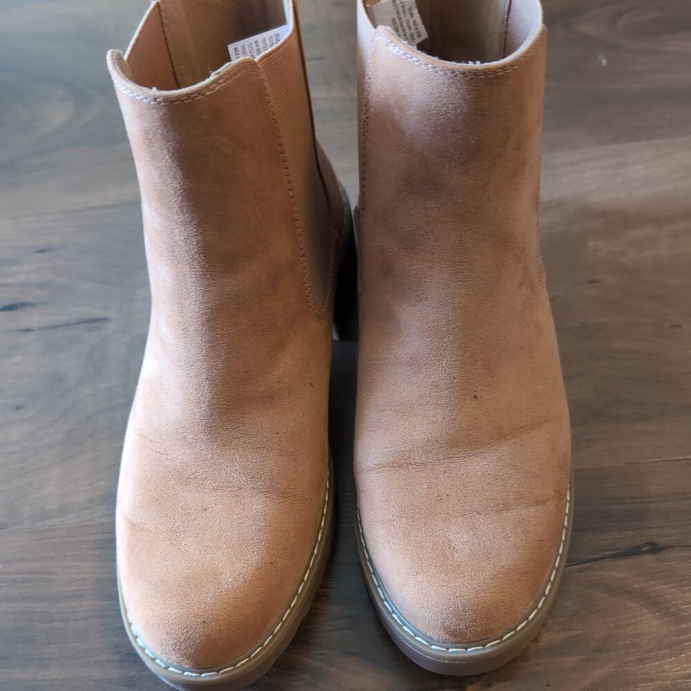Chelsea Boots wide width